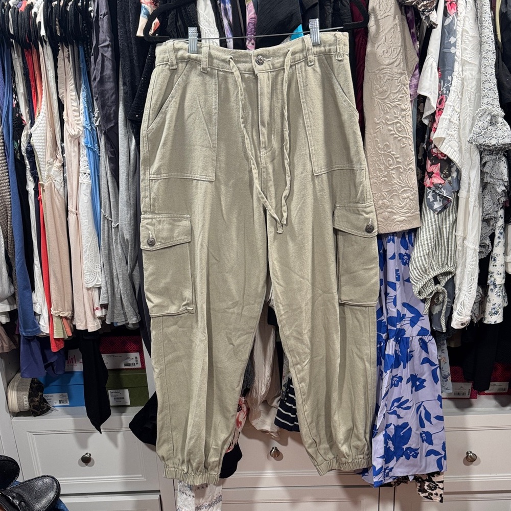 POL Women's Tan Cargo Joggers